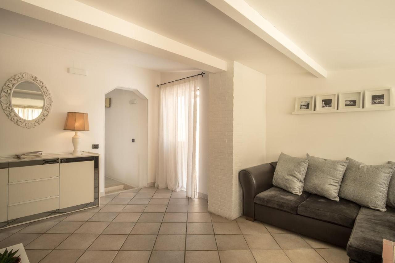 Domus Claudia - Casa Vacanze Syracuse ภายนอก รูปภาพ