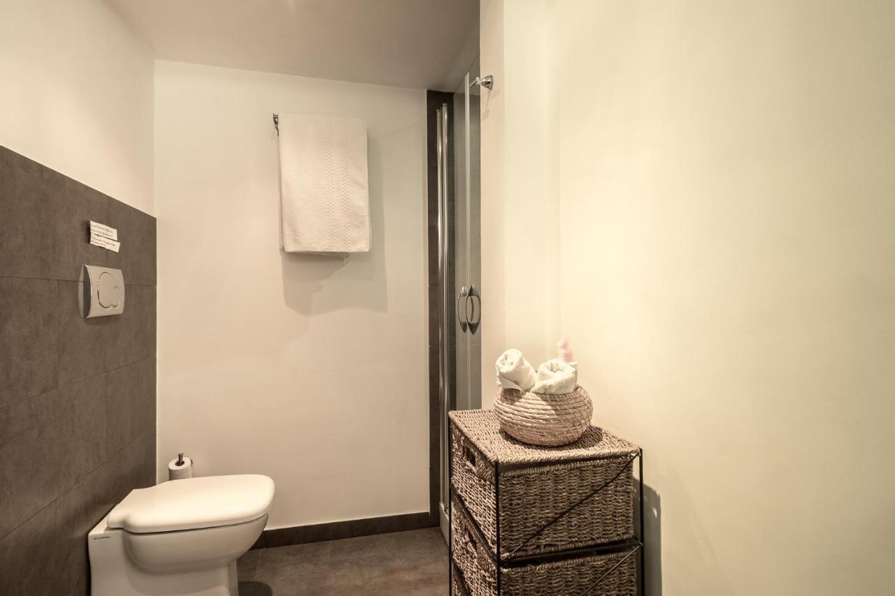 Domus Claudia - Casa Vacanze Syracuse ภายนอก รูปภาพ